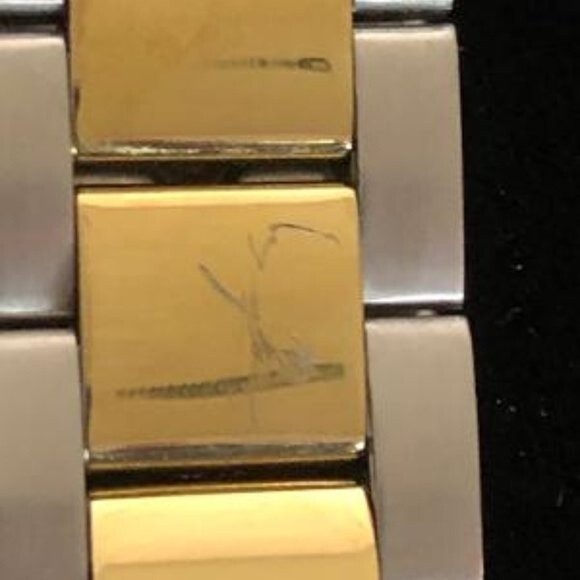 Timex Easy Reader Two-Tone Watch TW2R23500 - Picture 4 of 4